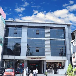 3* Hotel O Pearl View Residency